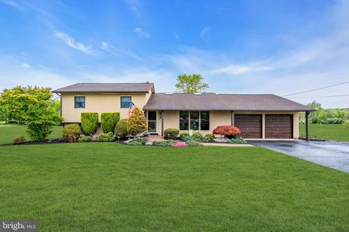 81 Sharon Road, Robbinsville, NJ, 08691 | Card Image