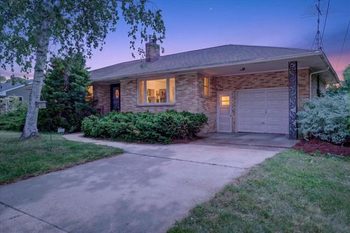 225 N Cairo Ave, Jefferson, WI, 53549-1503 | Card Image