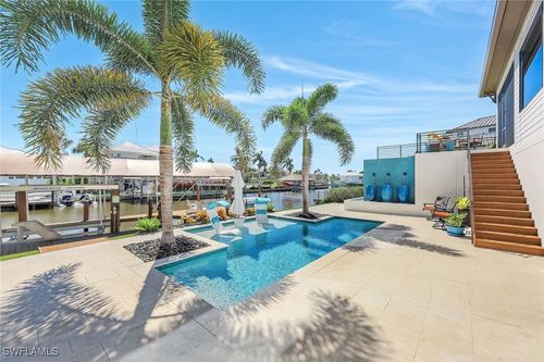 378 Seabee Ave, NAPLES, FL, 34108-2130 | Card Image