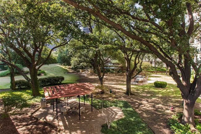 APT-2214 - 3883 Turtle Creek Blvd, Condo with 2 bedrooms, 2 bathrooms and null parking in Dallas TX | Image 39