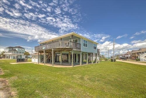 2619 Tide Dr, Crystal Beach, TX, 77650-3644 | Card Image
