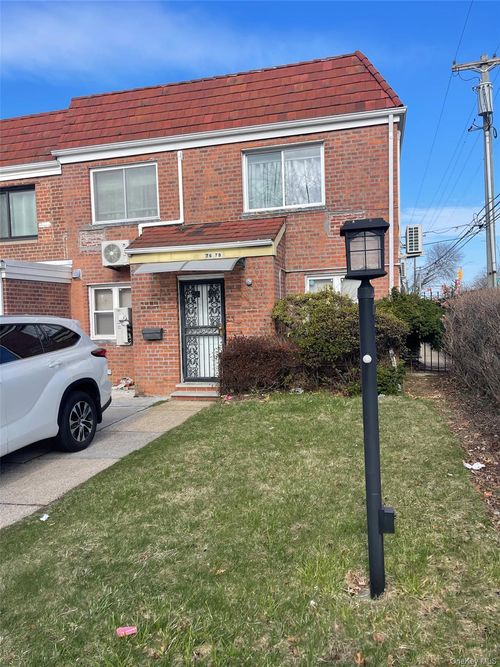 7679 172nd Street, New York, NY, 11366 | Card Image