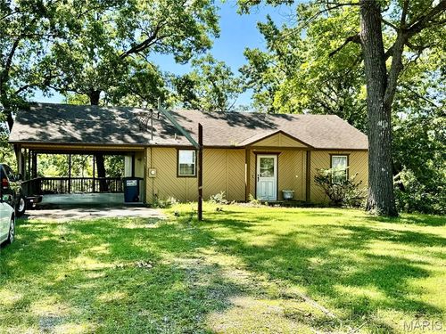 5250 Wren Ln, Osage Beach, MO, 65065-3128 | Card Image