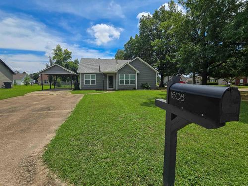 1508 Woodfield St, Jonesboro, AR, 72401-1011 | Card Image