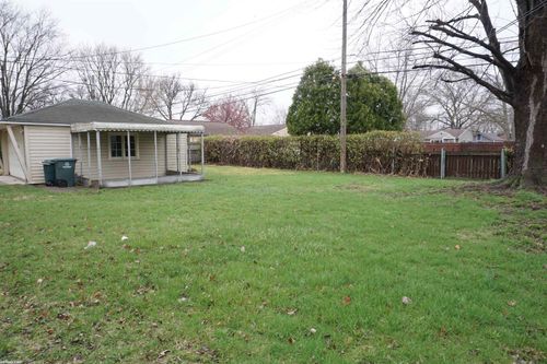 22401 Gaukler Street, St Clair Shores, MI, 48080 | Card Image