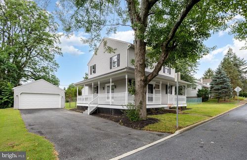 213 Redwood St, HARRISBURG, PA, 17109-4714 | Card Image