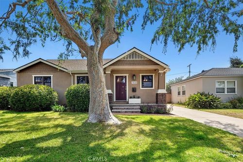 7858 Bleriot Ave, Los Angeles, CA, 90045-2905 | Card Image