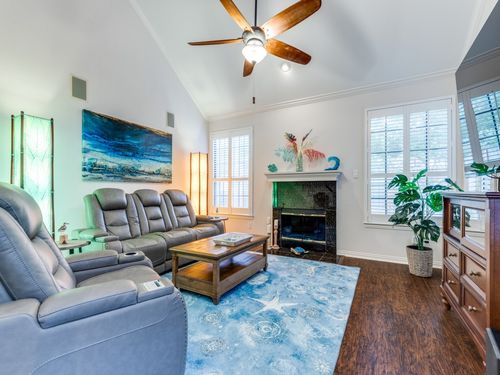 17007 Vinland Dr, Addison, TX, 75001-5053 | Card Image