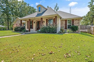 1421 Everglades Dr, House other with 4 bedrooms, 2 bathrooms and null parking in Tyler TX | Image 2