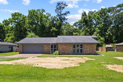 118 Carriage Ln, Silsbee, TX, 77656-5102 | Card Image