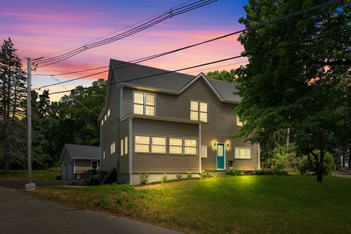 39 Dudley St, Marlborough, MA, 01752-1816 | Card Image