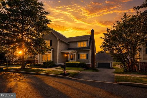 435 Fairmont Dr, CHESTER SPRINGS, PA, 19425-3657 | Card Image