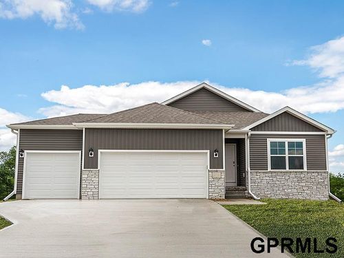 5569 N 186th Avenue, Elkhorn, NE, 68022 | Card Image
