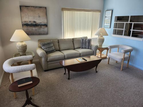 208-3322 Cynthia Ln, Lake Worth Beach, FL, 33461-5812 | Card Image
