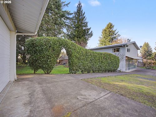 42970 Se Music Camp Rd, Sandy, OR, 97055-8464 | Card Image