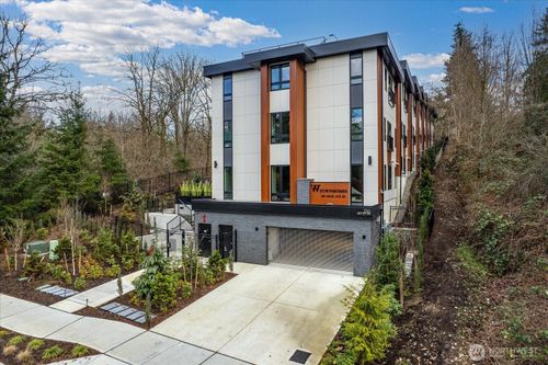 278 118th Ave Se, Bellevue, WA, 98005-3517 | Card Image