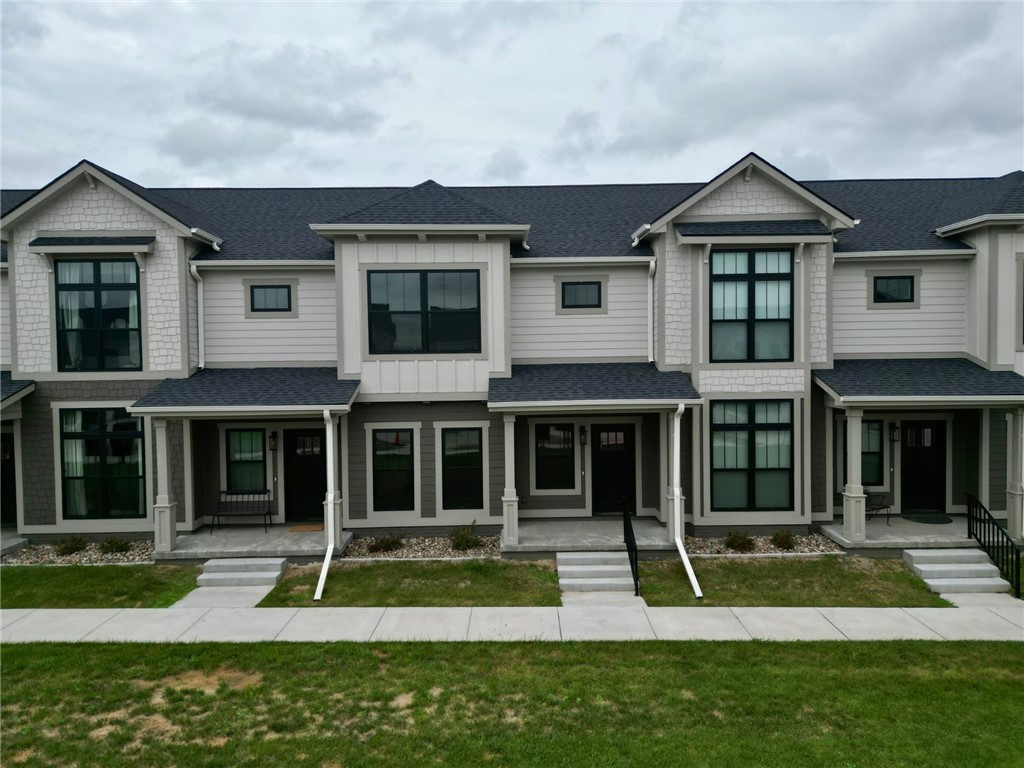 23rd Ln, Ankeny, IA 50023