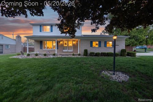 38010 John P St, Clinton Twp, MI, 48036-1217 | Card Image