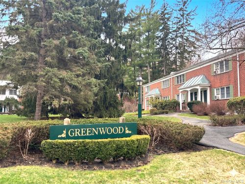 18-580 Bedford Rd, Pleasantville, NY, 10570-3354 | Card Image