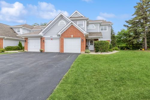 unit-d-200 Chesterfield Ct, Schaumburg, IL, 60193-6108 | Card Image