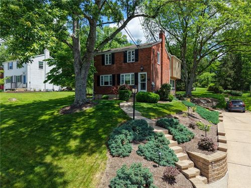 2808 Phillips Ave, Glenshaw, PA, 15116-1620 | Card Image