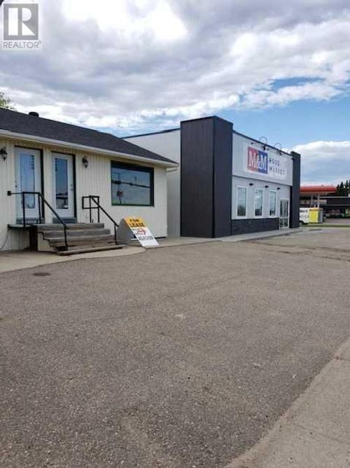 5118 55 St, Cold Lake, AB, T9M1R1 | Card Image