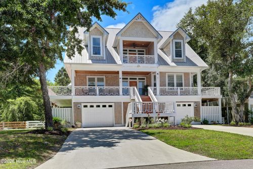 213 Oak Outlook Way, Carolina Beach, NC, 28428-4711 | Card Image