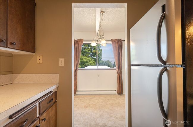 Kitchen | Image 10