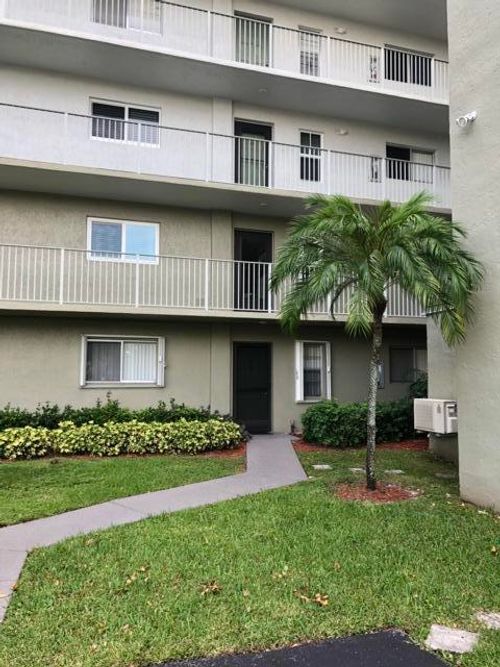 106-2236 N Cypress Bend Dr, Pompano Beach, FL, 33069-5619 | Card Image