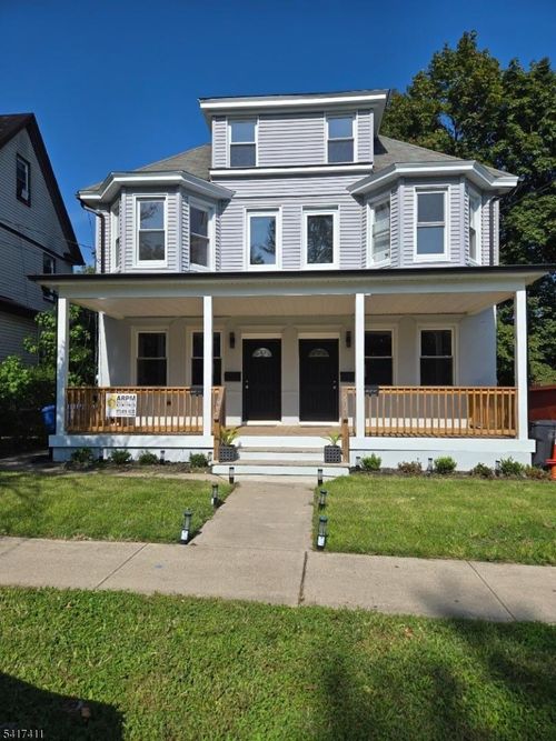 285 W Palisade Ave, Englewood, NJ, 07631-2139 | Card Image
