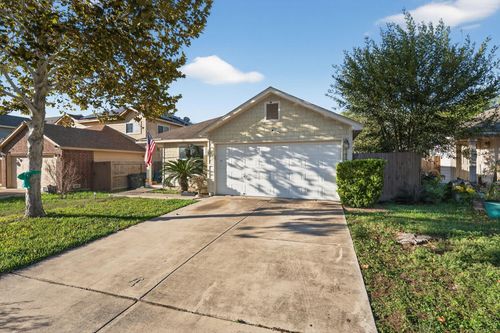 7607 Monte Seco, San Antonio, TX, 78223-3869 | Card Image