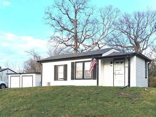 2241 Wallace Ave, North Chicago, IL, 60064-3020 | Card Image