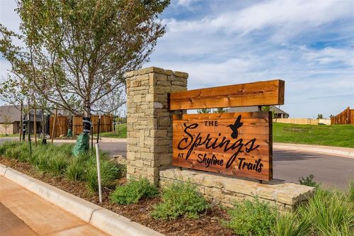 305 Carat Dr, Yukon, OK, 73099 | Card Image