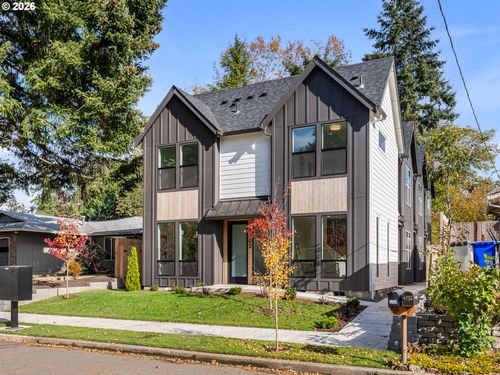 9704 Sw 54th Ave, Portland, OR, 97219 | Card Image