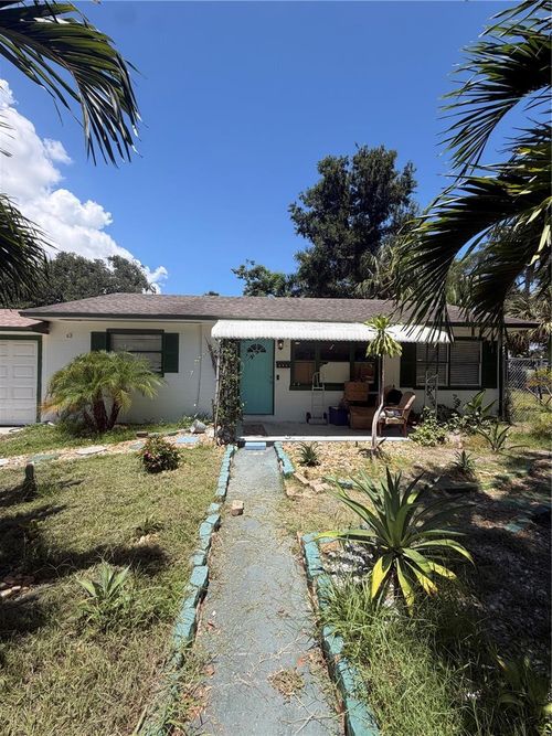 811 28th Avenue S, ST PETERSBURG, FL, 33705 | Card Image