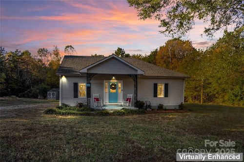 645 Chestnut Ridge Church Rd, Kings Mountain, NC, 28086-8441 | Card Image