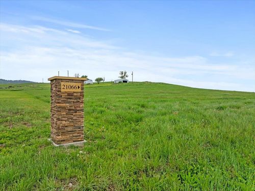 21066 Blair Ranch Loop, Sturgis, SD, 57785-6686 | Card Image