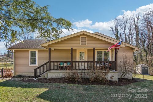 388 Fenway Circle, East Flat Rock, NC, 28726 | Card Image