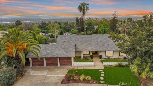 3948 Park Vista Dr, Pasadena, CA, 91107-1320 | Card Image