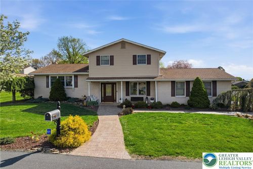 348 Hillcrest Avenue, Lower Nazareth Twp, PA, 18064 | Card Image