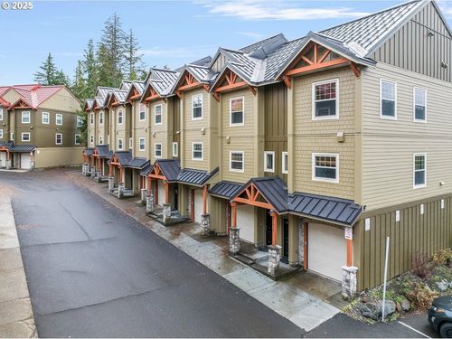 87916 E Alpenglow Ln, Government Camp, OR, 97028-0019 | Card Image