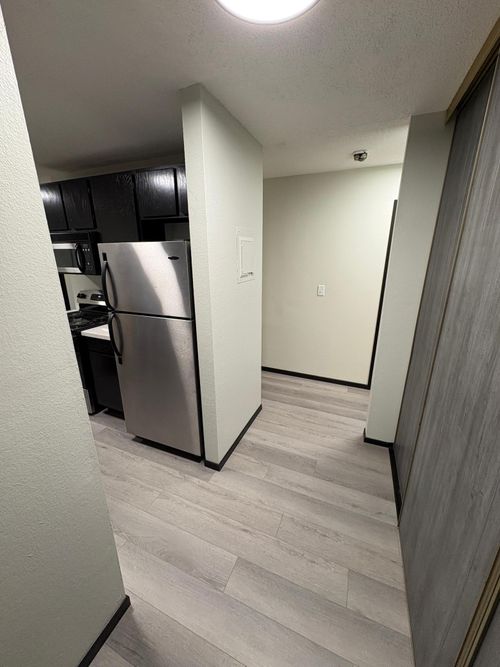 apt-204-907 Coulee Rd, Hudson, WI, 54016-2247 | Card Image