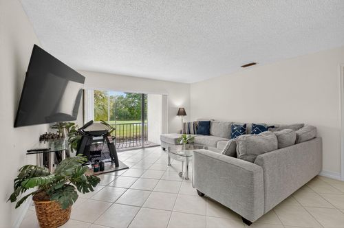 43f-21988 Cypress Dr, Boca Raton, FL, 33433-3281 | Card Image
