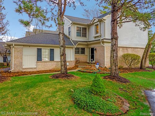 7632 Danbury Circle Circle, West Bloomfield Charter Township, MI, 48322 | Card Image