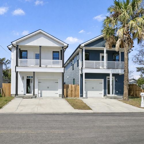 2030 Echo Ave, North Charleston, SC, 29405-8174 | Card Image
