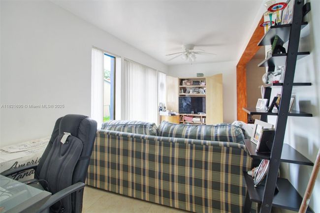 5959 Sw 16 Th Ter, House other with 3 bedrooms, 2 bathrooms and null parking in Miami FL | Image 16