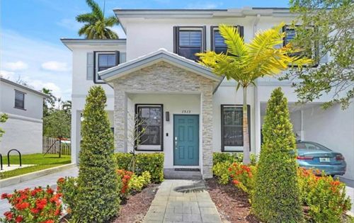 1513 Sw 28th St, Fort Lauderdale, FL, 33315-2750 | Card Image