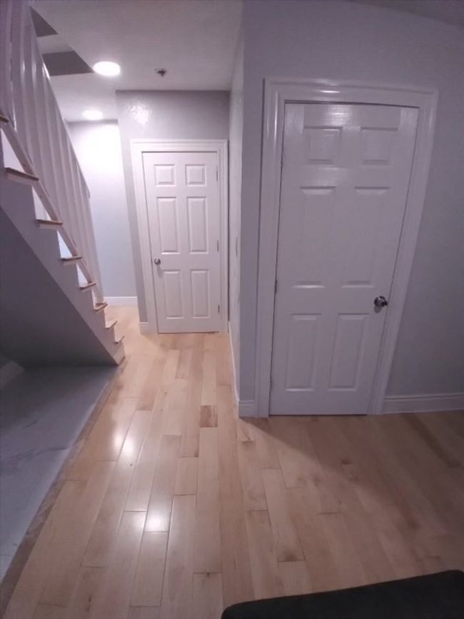 14 Russell St, Home with 6 bedrooms, 2 bathrooms and 5 parking in Everett MA | Image 21