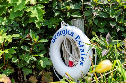 45 Huckleberry Ln, East Hampton, NY, 11937-2830 | Card Image