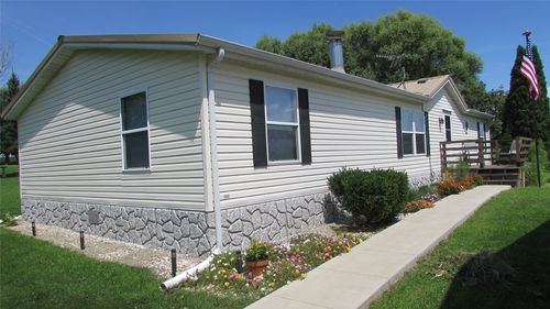 1851 Highway T15, Knoxville, IA, 50138-8816 | Card Image
